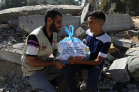 SADAQA Salurkan Paket Sembako untuk Wilayah Deir Al Balah, Gaza